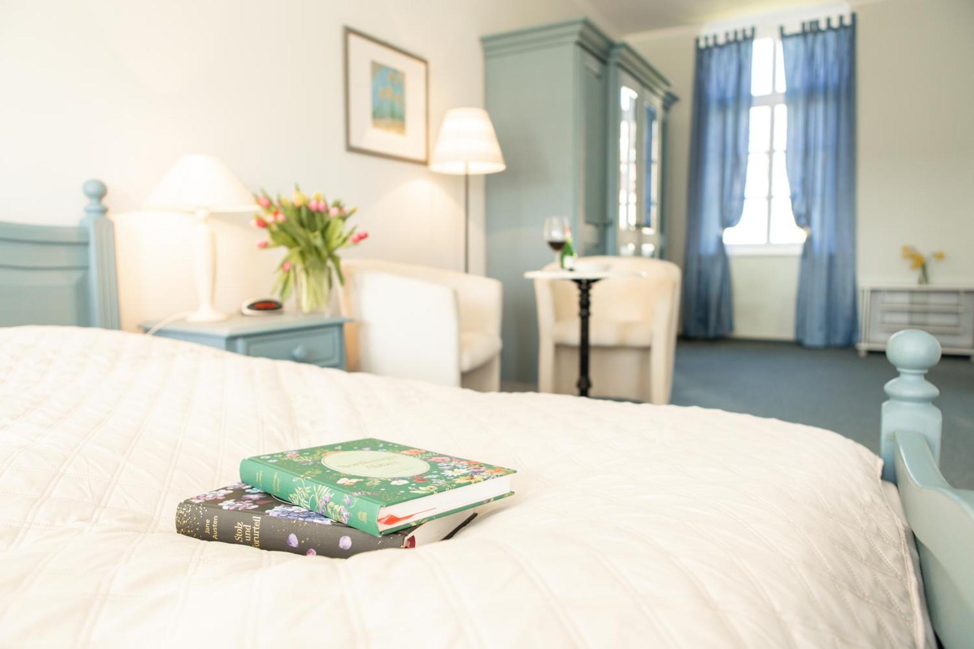 Boutique Hotel Gut Tribbevitz 노이엔키르헨 외부 사진